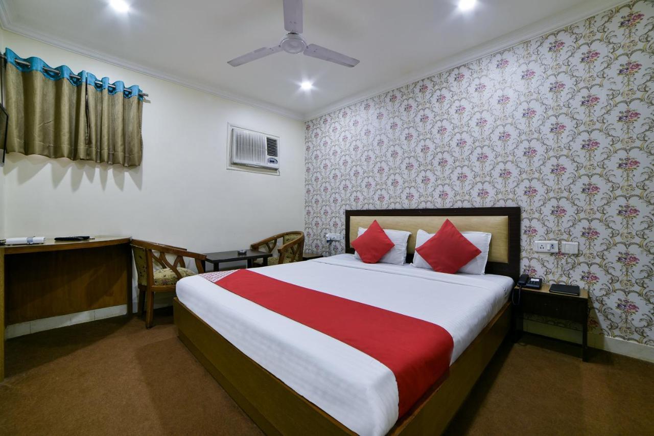 Oyo Imax Inn Near Charminar Hyderabad Eksteriør bilde