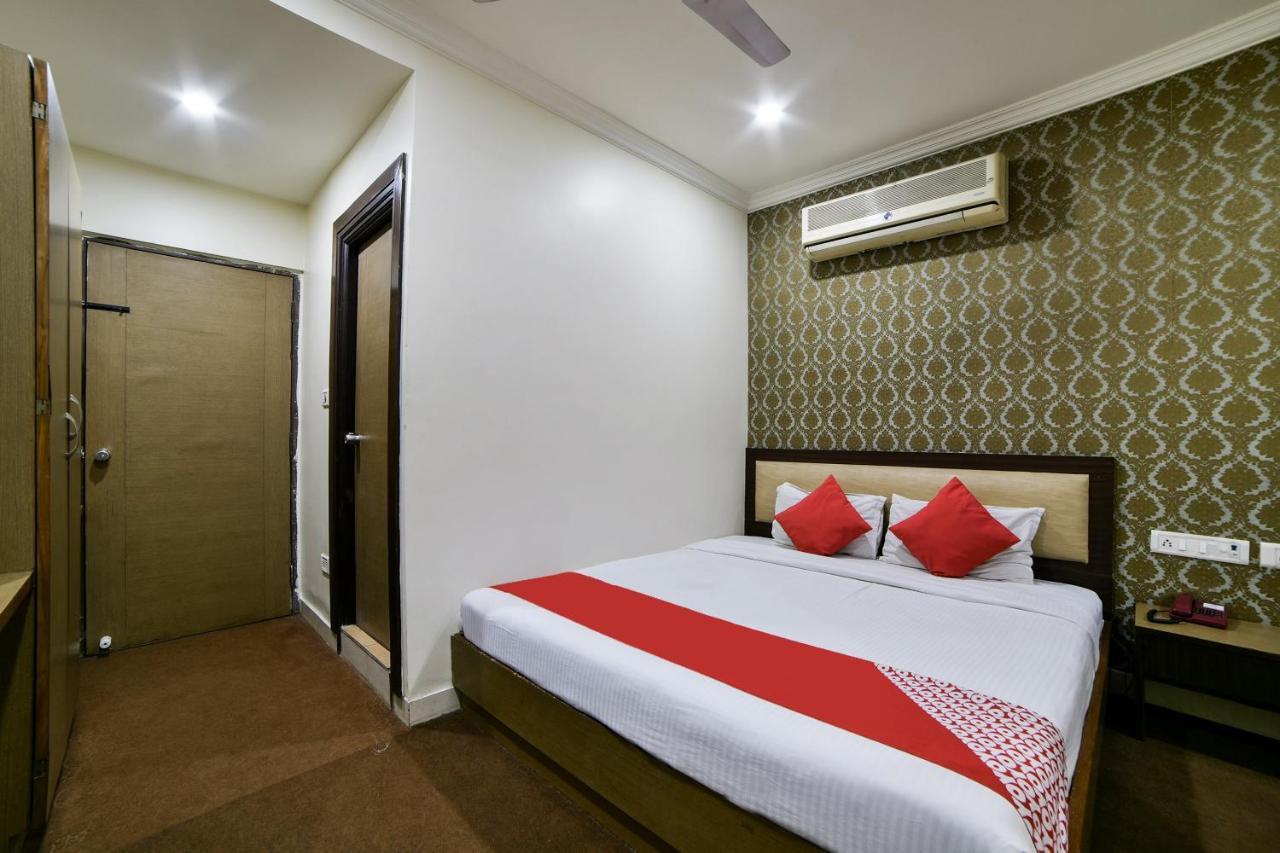 Oyo Imax Inn Near Charminar Hyderabad Eksteriør bilde